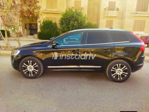 Volvo XC60 2016 Black Automatic Used for Sale in Greater Cairo ( Cairo + Giza) - 5