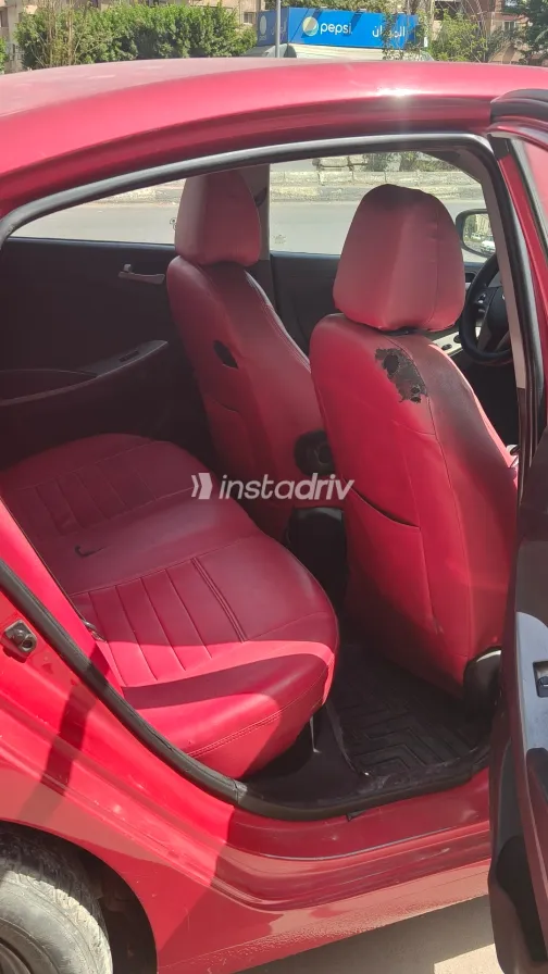 Hyundai Accent RB 2016 Red Automatic Used for Sale in Greater Cairo ( Cairo + Giza) - 8