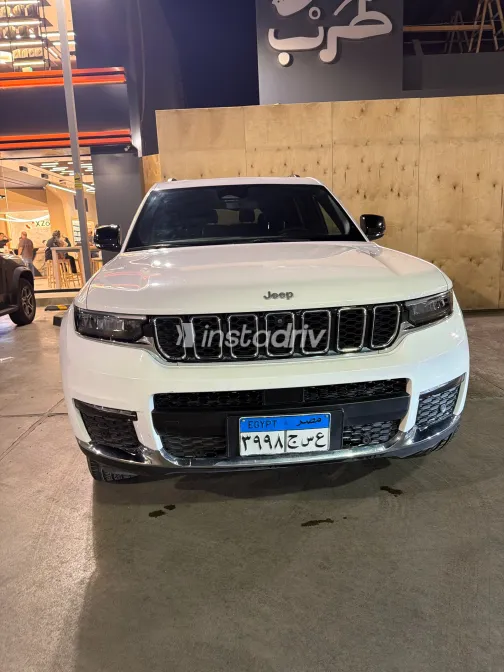 Jeep Grand Cherokee 2025 White Automatic Used for Sale in Greater Cairo ( Cairo + Giza) - 1