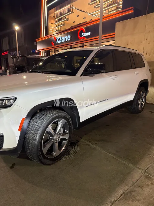 Jeep Grand Cherokee 2025 White Automatic Used for Sale in Greater Cairo ( Cairo + Giza) - 4