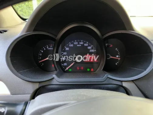 Kia Picanto 2015 Red Automatic Used for Sale in Cairo - 3