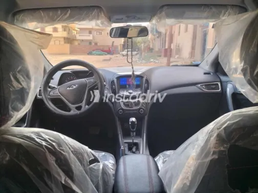 شيرى اريزو 5 2022 أبيض أوتوماتيك مستعملة للبيع في البحيرة - 7