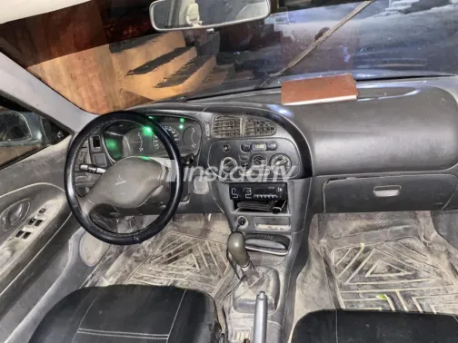 Mitsubishi Lancer 1998 Petroleum Manual Used for Sale in Zagazig - 4
