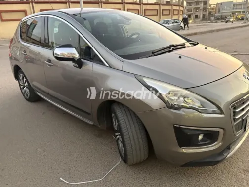 Peugeot 3008 2018 Bronze Automatic Used for Sale in Madinaty - 1