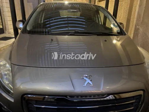 Peugeot 3008 2018 Bronze Automatic Used for Sale in Madinaty - 3