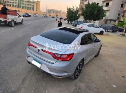 Renault Megane 2021 Silver Automatic Used for Sale in Cairo - 4