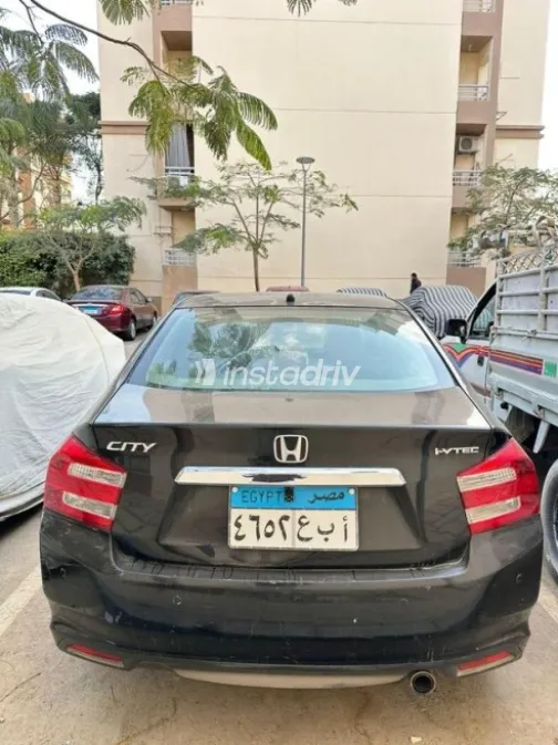 Honda City 2013 Black Automatic Used for Sale in Madinaty - 3