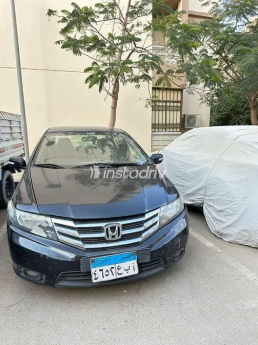 Honda City 2013 Black Automatic Used for Sale in Madinaty - 5