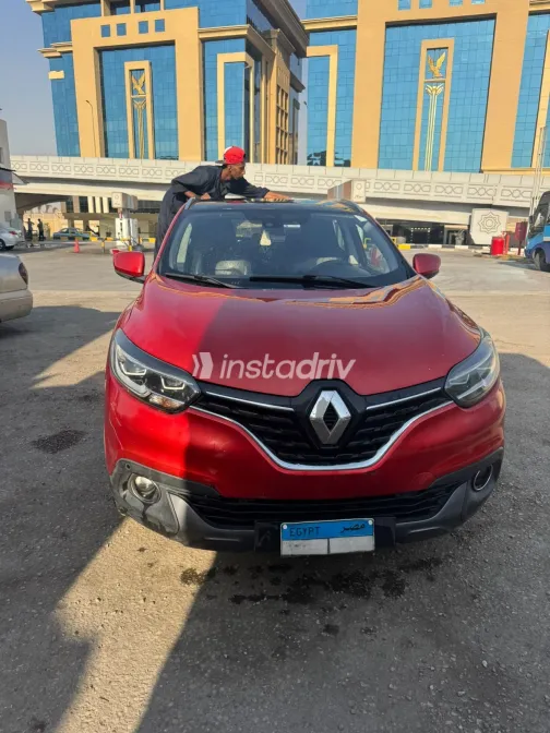 Renault Kadjar 2018 Red Automatic Used for Sale in Greater Cairo ( Cairo + Giza) - 2