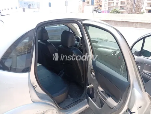 Citroën C3 2003 Silver Manual Used for Sale in Greater Cairo ( Cairo + Giza) - 8
