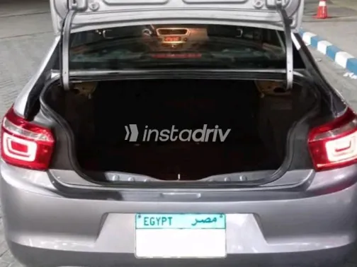Citroën C Elysee 2020 Gray Automatic Used for Sale in Greater Cairo ( Cairo + Giza) - 2