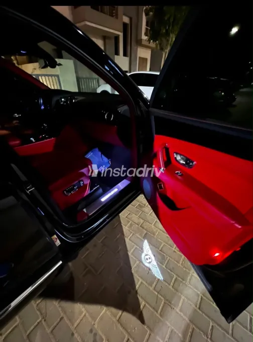 بنتلى بنتيجة 2019 أسود أوتوماتيك مستعملة للبيع في القاهرة الكبرى ( القاهرة - الجيزة) - 1