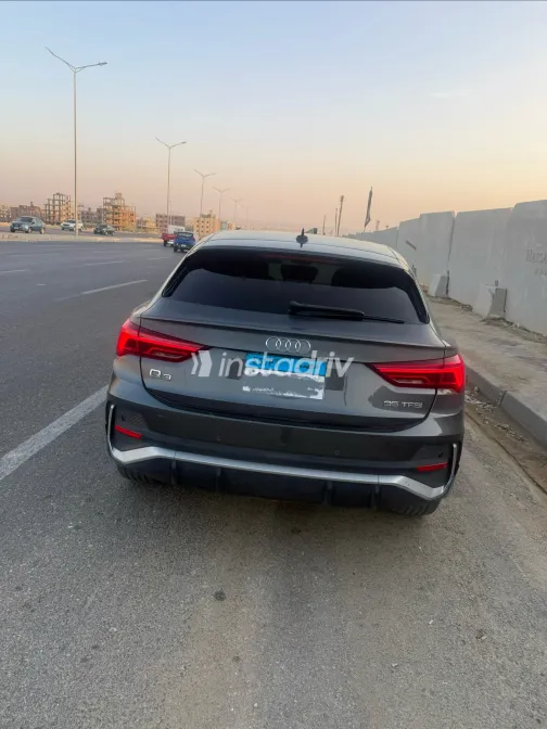 اودي Q3 2024 رمادي أوتوماتيك مستعملة للبيع في القاهرة الكبرى ( القاهرة - الجيزة) - 1