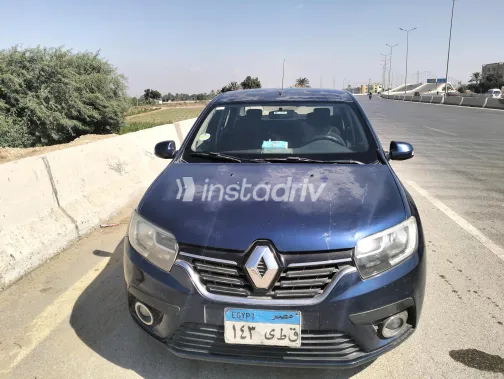 Renault Logan 2018 Blue Automatic Used for Sale in Greater Cairo ( Cairo + Giza) - 5