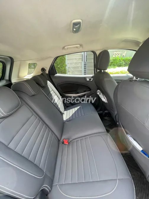 Ford EcoSport 2019 Silver Automatic Used for Sale in Greater Cairo ( Cairo + Giza) - 6