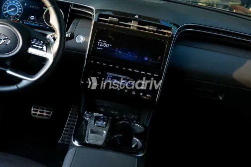 Hyundai Tucson 2023 White Automatic Used for Sale in Greater Cairo ( Cairo + Giza) - 8