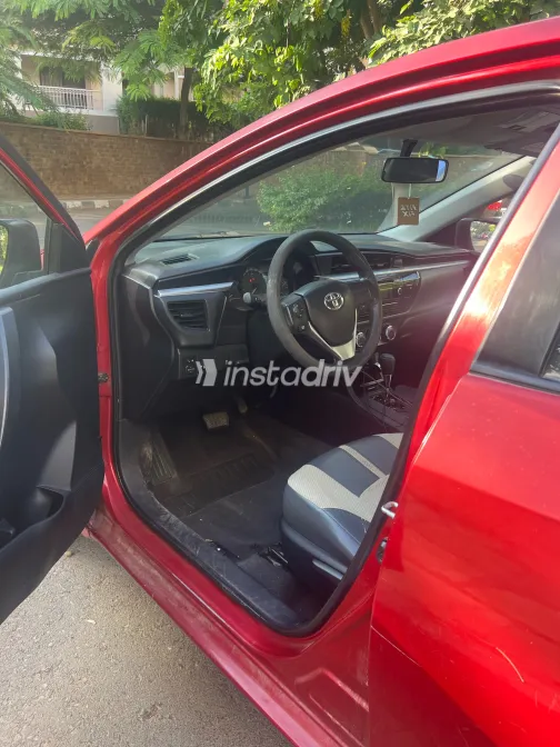 Toyota Corolla 2014 Red Automatic Used for Sale in Greater Cairo ( Cairo + Giza) - 4