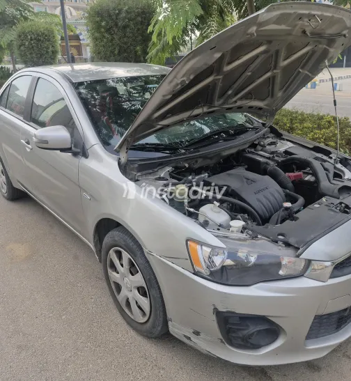 Mitsubishi Lancer 2018 Silver Automatic Used for Sale in Greater Cairo ( Cairo + Giza) - 4