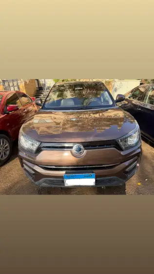 Ssang Yong Tivoli 2018 Brown Automatic Used for Sale in Greater Cairo ( Cairo + Giza)
