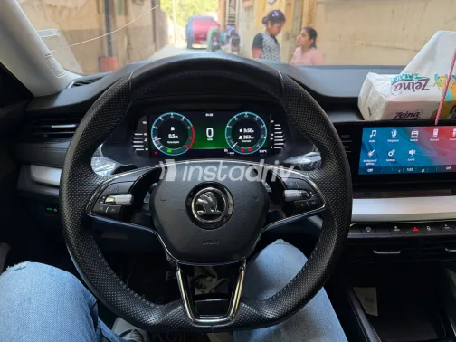 سكودا اوكتافيا A8 2021 فضي أوتوماتيك مستعملة للبيع في القاهرة الكبرى ( القاهرة - الجيزة) - 4