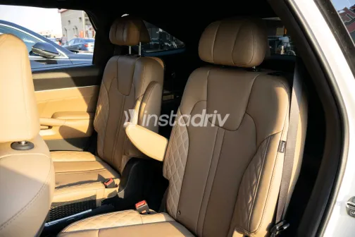 Kia Sorento 2024 White Automatic Used for Sale in Greater Cairo ( Cairo + Giza) - 9