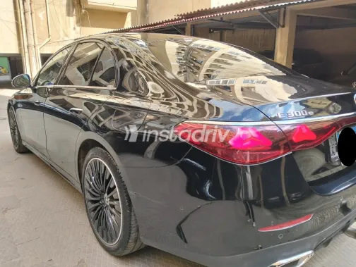 Mercedes E 300 2024 Black Automatic Used for Sale in Greater Cairo ( Cairo + Giza) - 7
