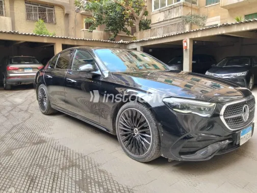 Mercedes E 300 2024 Black Automatic Used for Sale in Greater Cairo ( Cairo + Giza) - 10