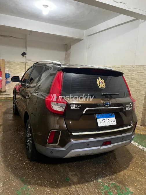 جيلي X7 2019 بني أوتوماتيك مستعملة للبيع في القاهرة الكبرى ( القاهرة - الجيزة) - 4