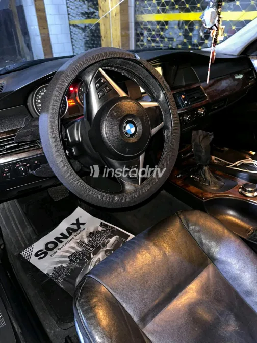 BMW 525 2007 Silver Automatic Used for Sale in Greater Cairo ( Cairo + Giza) - 9
