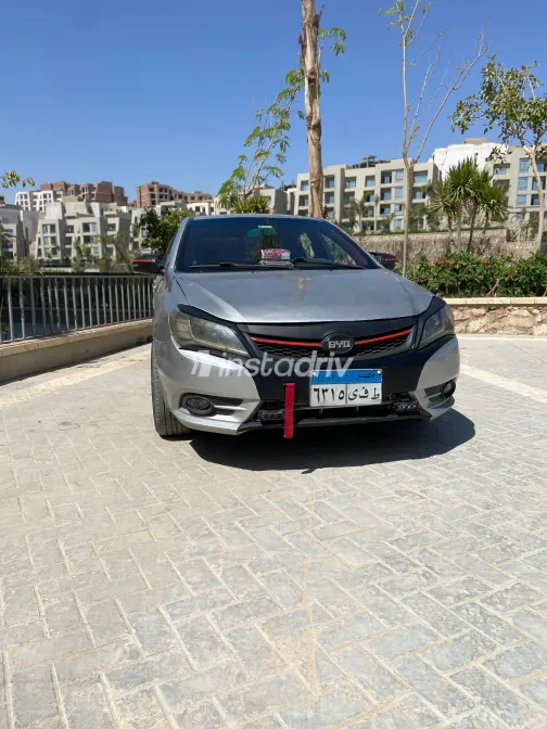 بى واى دى‬ F3 2021 فضي يدوي مستعملة للبيع في القاهرة الكبرى ( القاهرة - الجيزة) - 9
