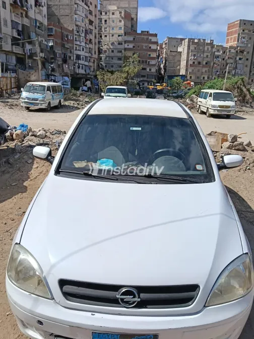 Opel Corsa 2003 White Manual Used for Sale in Greater Cairo ( Cairo + Giza) - 5