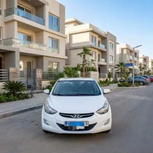 Hyundai Avante 2011 White Automatic Used for Sale in Cairo