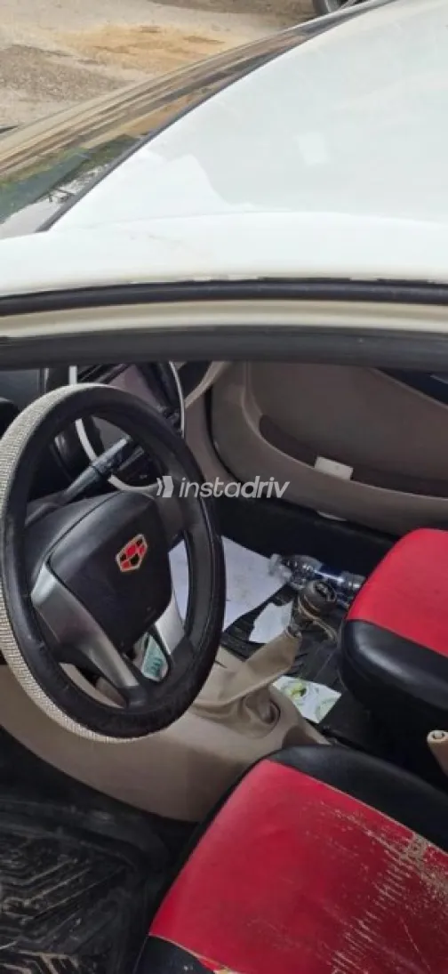 جيلي باندينو 2015 أبيض يدوي مستعملة للبيع في العاشر من رمضان - 6