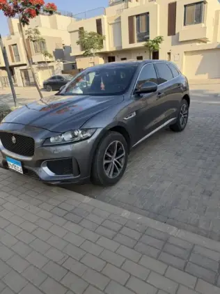 جاكوار اف بيس 2018 رمادي أوتوماتيك مستعملة للبيع في مدينة نصر