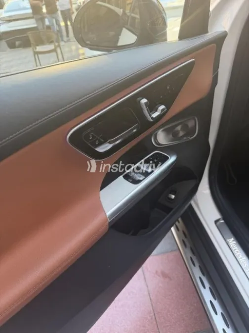 مرسيدس GLC 300 2026 أبيض أوتوماتيك مستعملة للبيع في مدينة نصر - 3