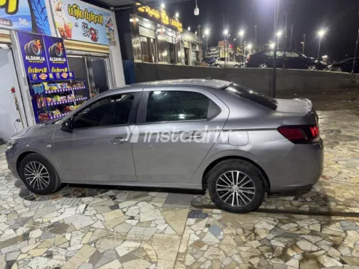 بيجو 301 2020 فضي أوتوماتيك مستعملة للبيع في كفر الشيخ - 8