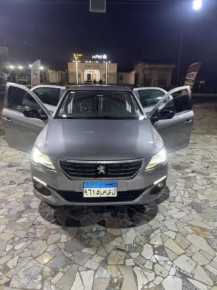 بيجو 301 2020 فضي أوتوماتيك مستعملة للبيع في كفر الشيخ