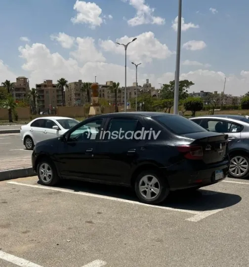 Renault Logan 2015 Black Manual Used for Sale in 6 October - 3