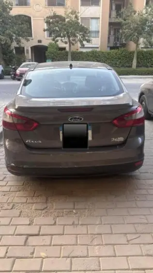 فورد فوكس 2014 رمادي غامق أوتوماتيك مستعملة للبيع في القاهرة