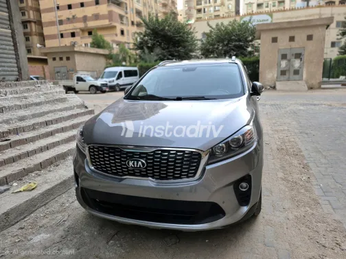 كيا سورينتو 2021 فضي أوتوماتيك مستعملة للبيع في القاهرة الكبرى ( القاهرة - الجيزة) - 1