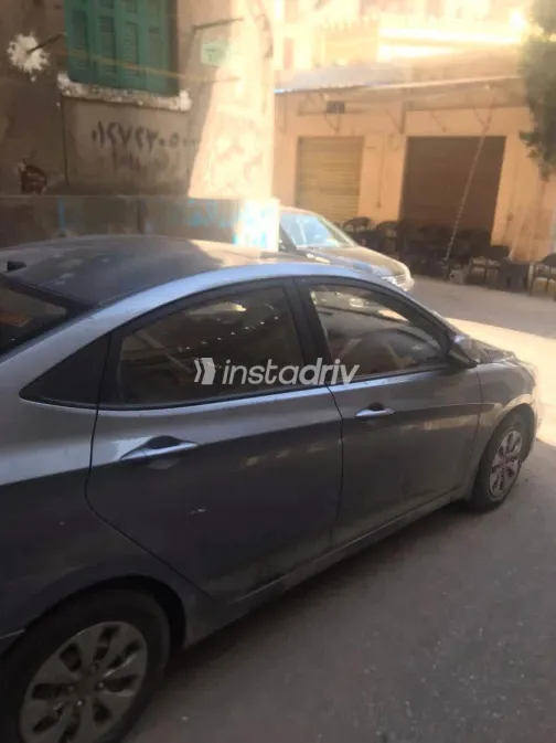 Hyundai Accent 2019 Gray Automatic Used for Sale in Greater Cairo ( Cairo + Giza) - 3