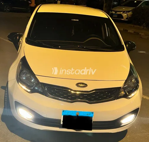 Kia Rio 2013 White Automatic Used for Sale in Greater Cairo ( Cairo + Giza) - 3