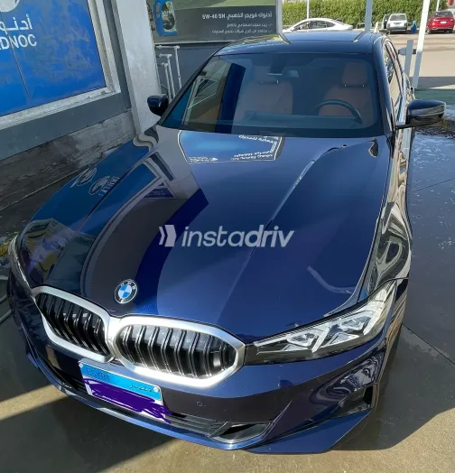 بي ام دبليو 320 2024 أبيض أوتوماتيك مستعملة للبيع في القاهرة الكبرى ( القاهرة - الجيزة) - 1