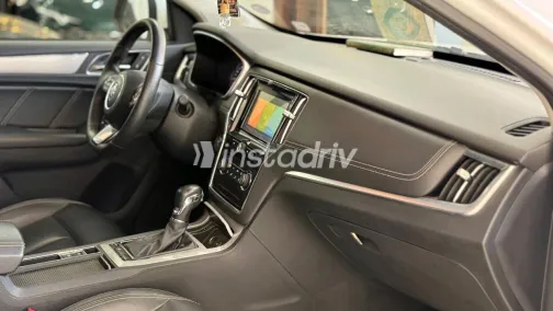 MG RX5 Plus 2020 White Automatic Used for Sale in Greater Cairo ( Cairo + Giza) - 4