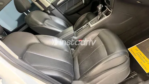 MG RX5 Plus 2020 White Automatic Used for Sale in Greater Cairo ( Cairo + Giza) - 5