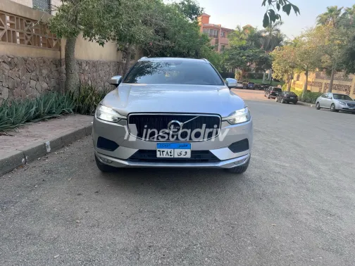 فولفو XC60 2021 فضي أوتوماتيك مستعملة للبيع في القاهرة الكبرى ( القاهرة - الجيزة) - 3