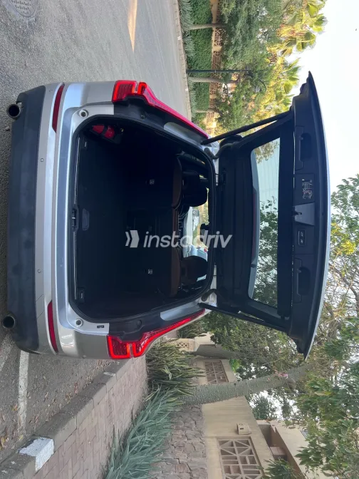 فولفو XC60 2021 فضي أوتوماتيك مستعملة للبيع في القاهرة الكبرى ( القاهرة - الجيزة) - 9