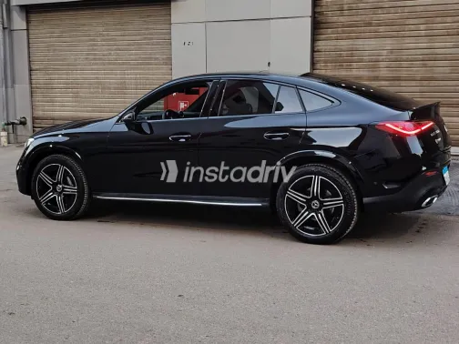 مرسيدس GLC 300 2024 أسود أوتوماتيك مستعملة للبيع في القاهرة الكبرى ( القاهرة - الجيزة) - 9