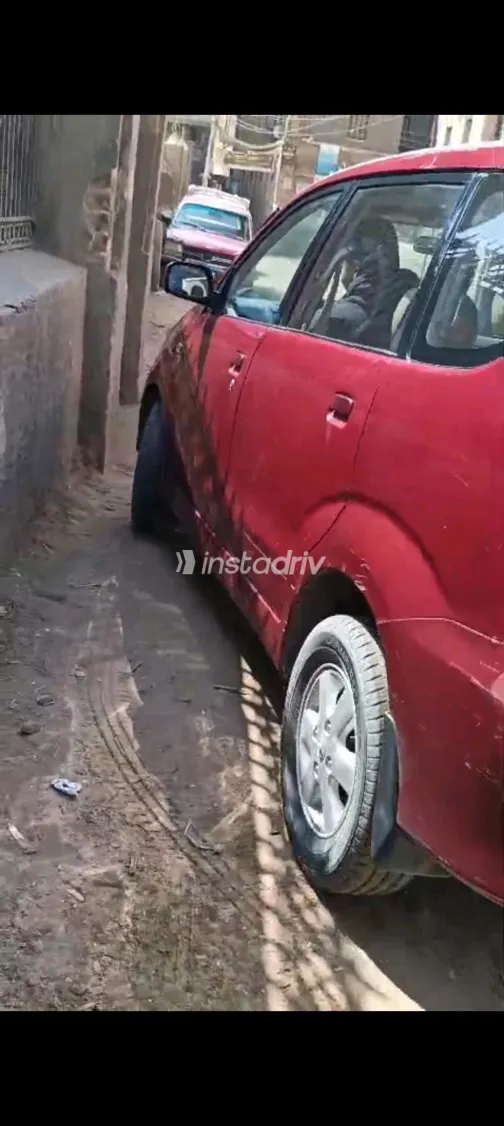 Toyota Avanza 2009 Red Automatic Used for Sale in Greater Cairo ( Cairo + Giza) - 4