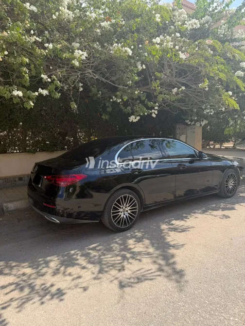 Mercedes C 180 2022 Black Automatic Used for Sale in Greater Cairo ( Cairo + Giza) - 7